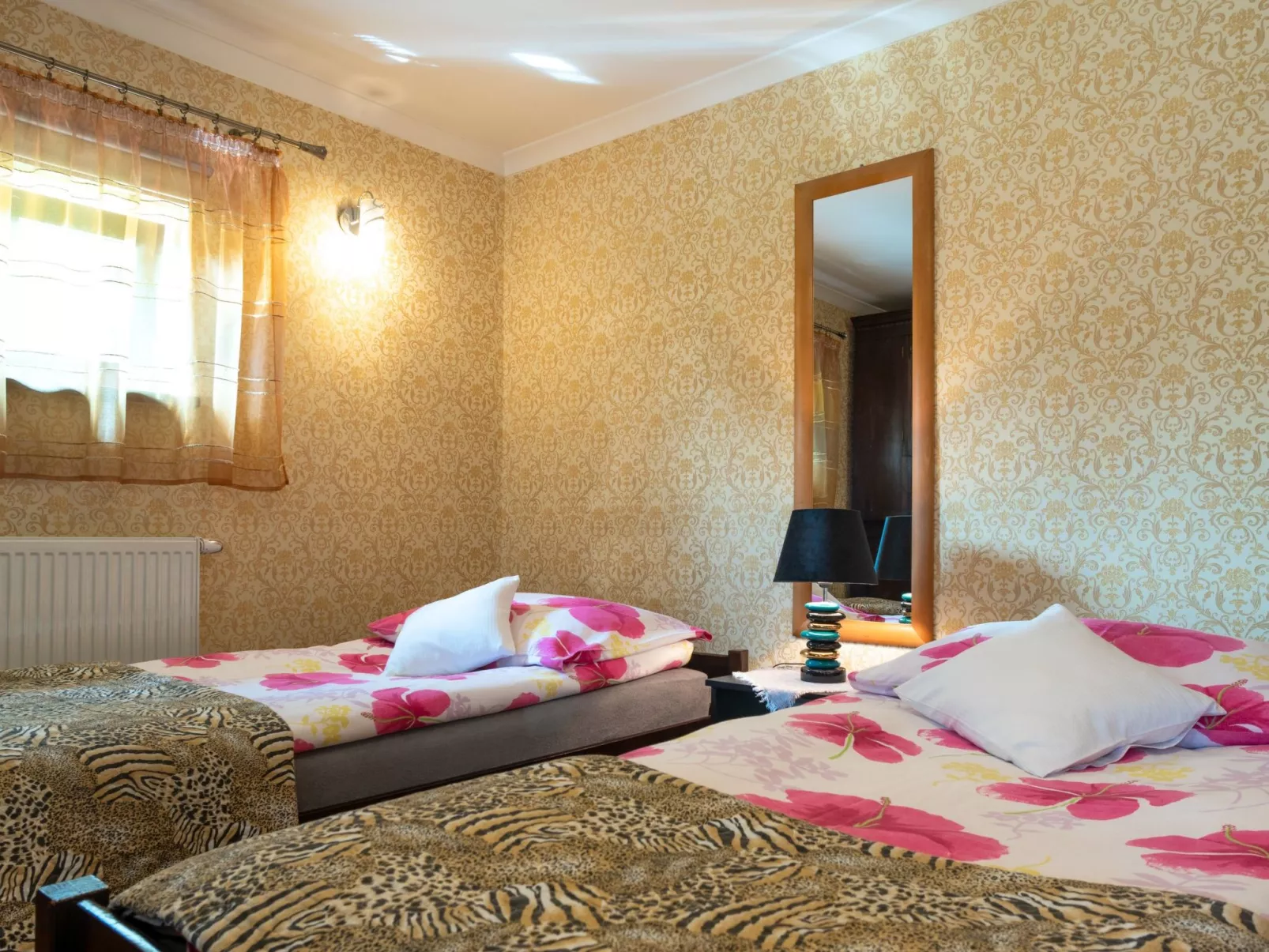 Wohnung mit Terrasse, Garten und Grill-Binnen