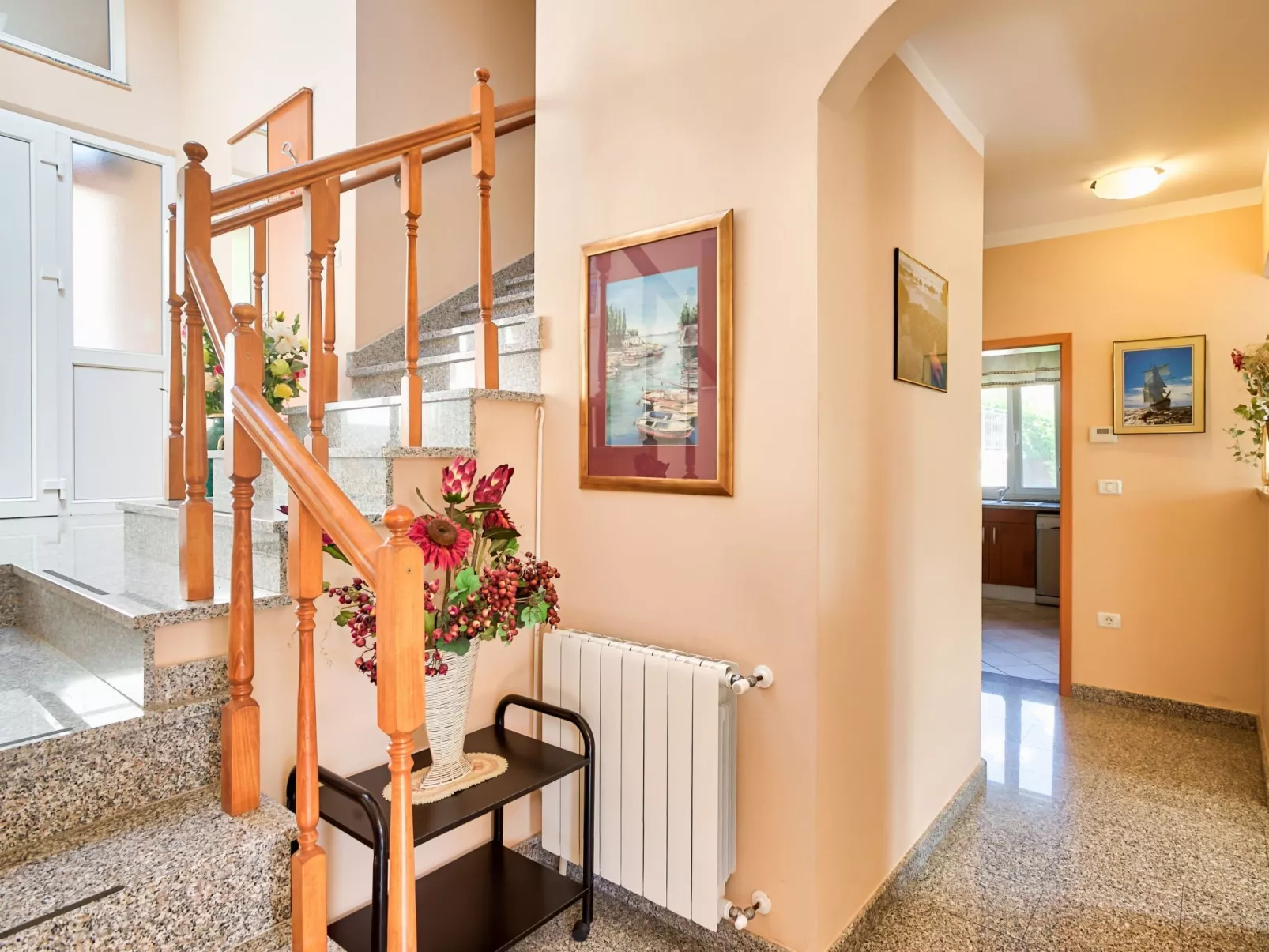 "Ines" mit Whirlpool-Binnen