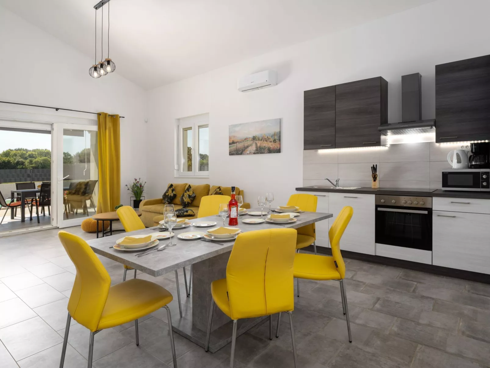 Villa mit privatem Pool in einer ruhigen Gegend gelegen-Binnen