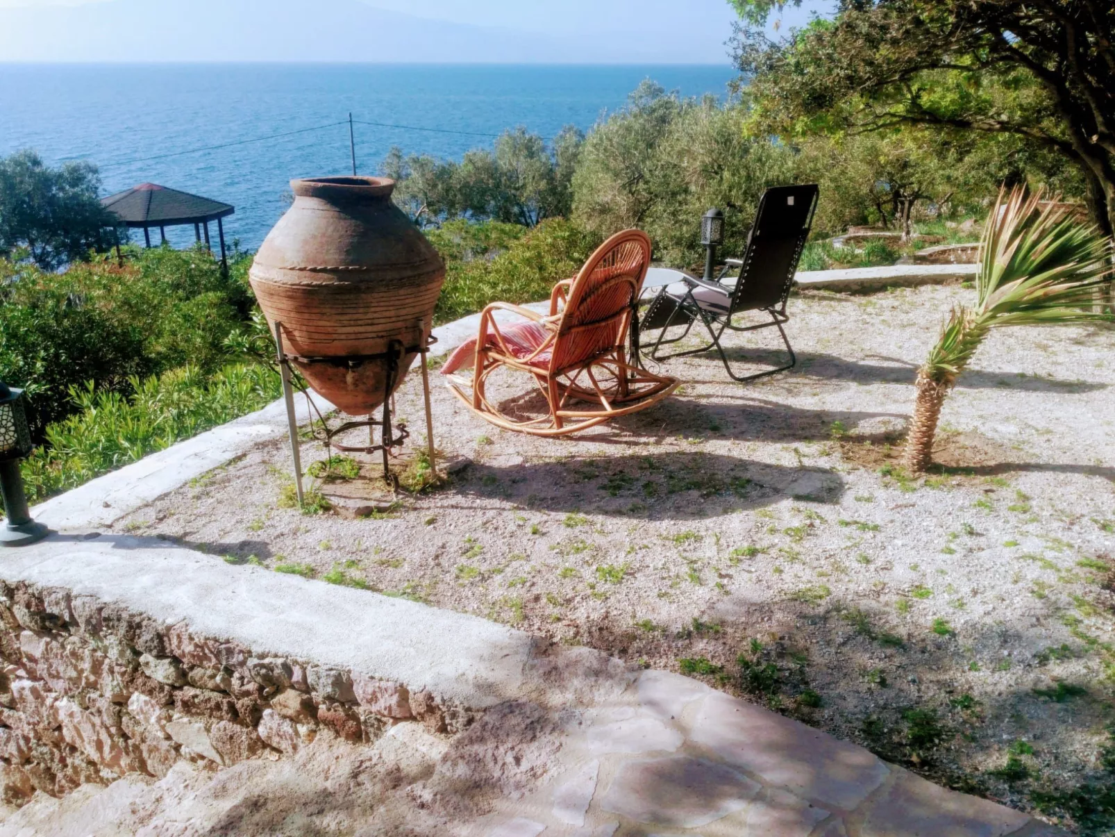 Assos Sivrice Gästehaus-Buiten