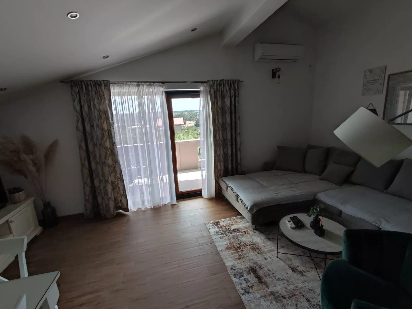 Angenehmes Haus in Posedarje mit großem Garten-Binnen