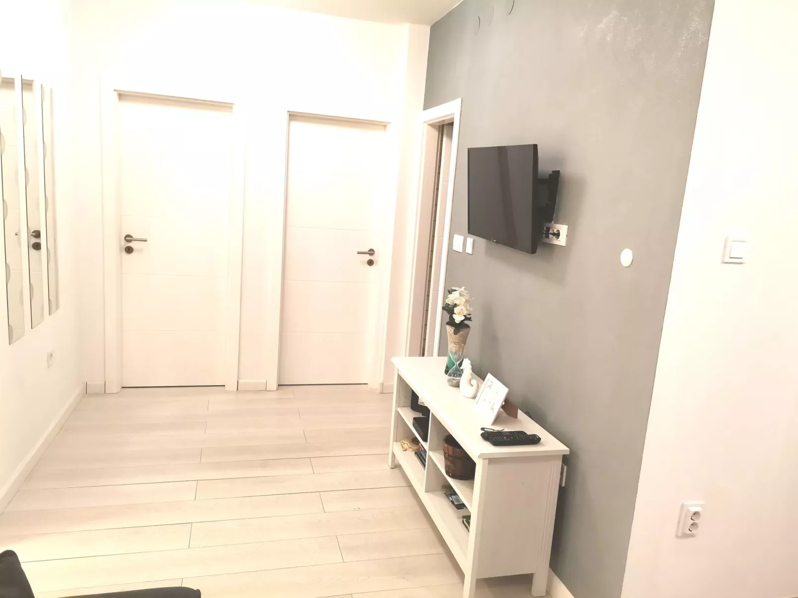 Wohnung mit Terrasse-Binnen