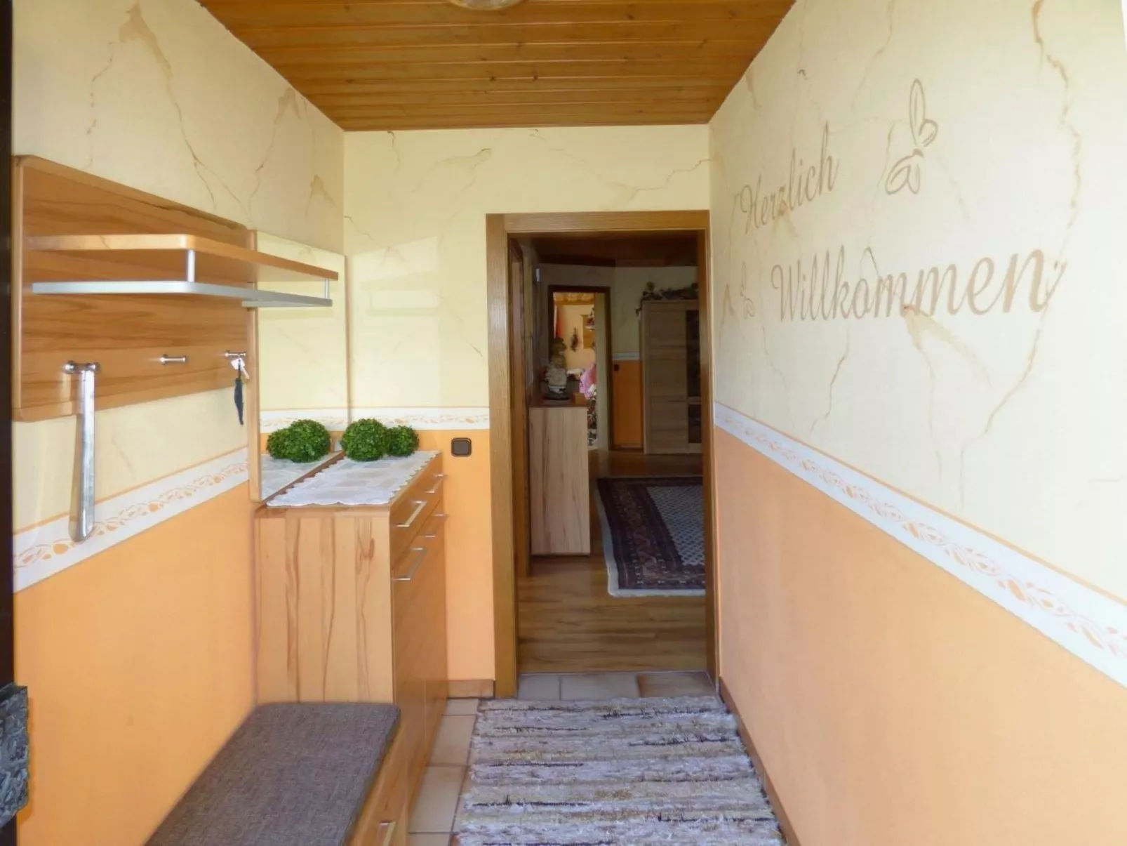 Komfortable Ferienwohnung mit Garten und Grill-Binnen