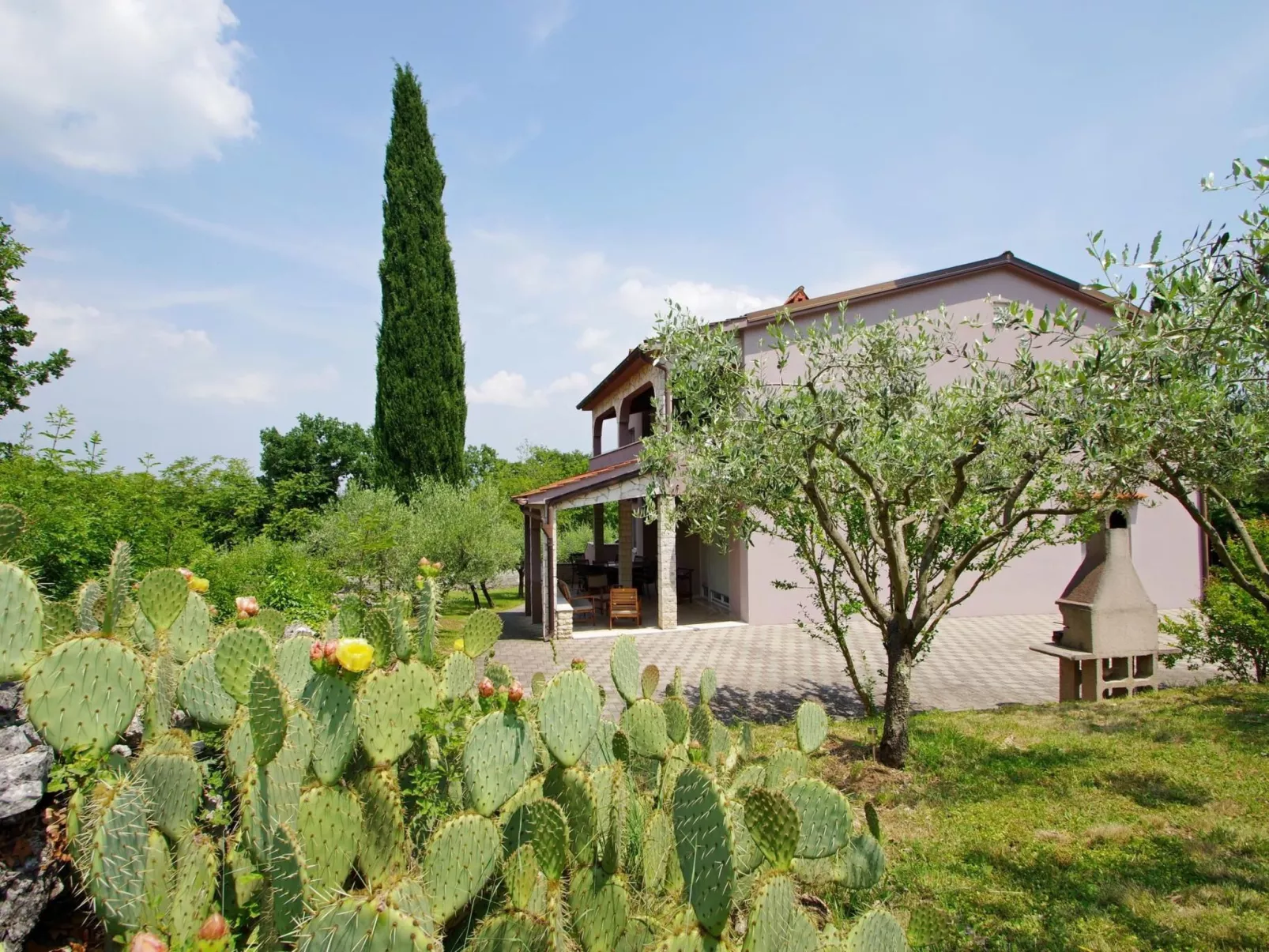 Ferienvilla "Nikolina"-Buiten