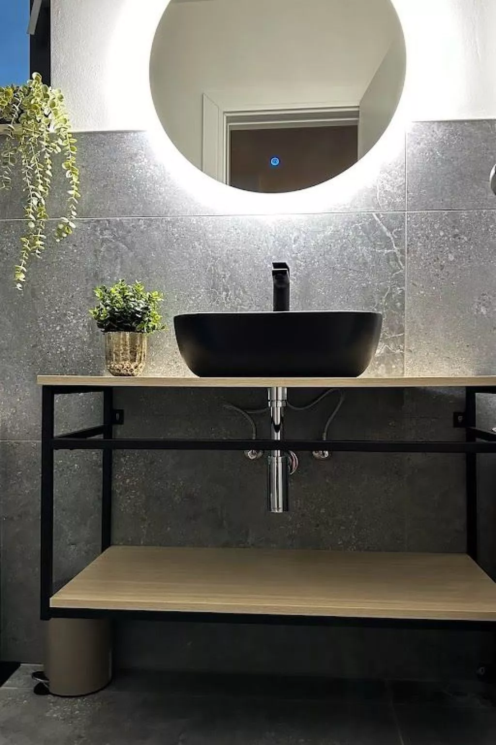 Villa Montini mit Pool und Meerblick-Binnen