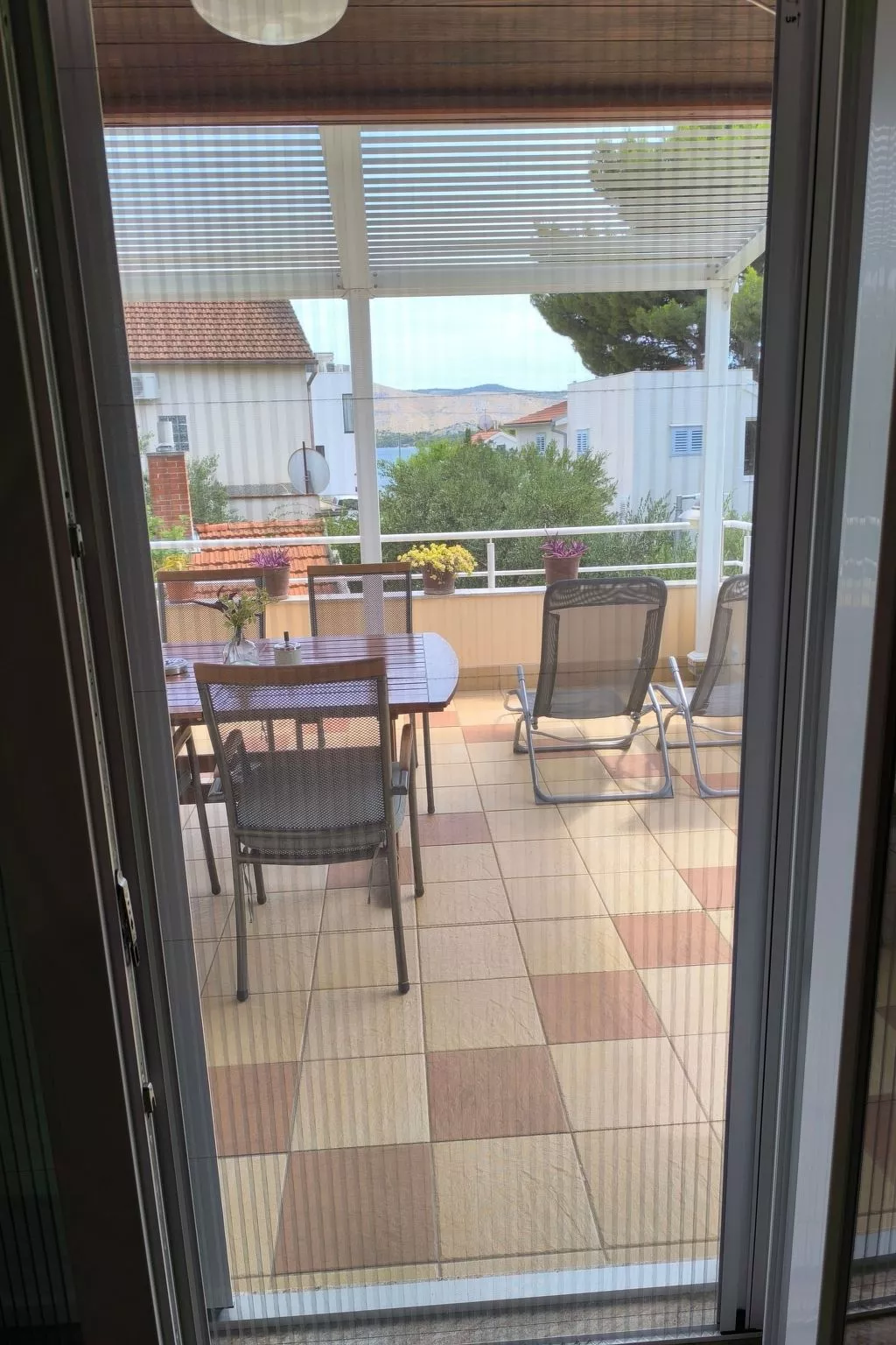 Für 3 Personen  + 1 Kind ca. 68 m&sup2; in Žaboric, Dalmatien (Gespanschaft Sib-Buiten