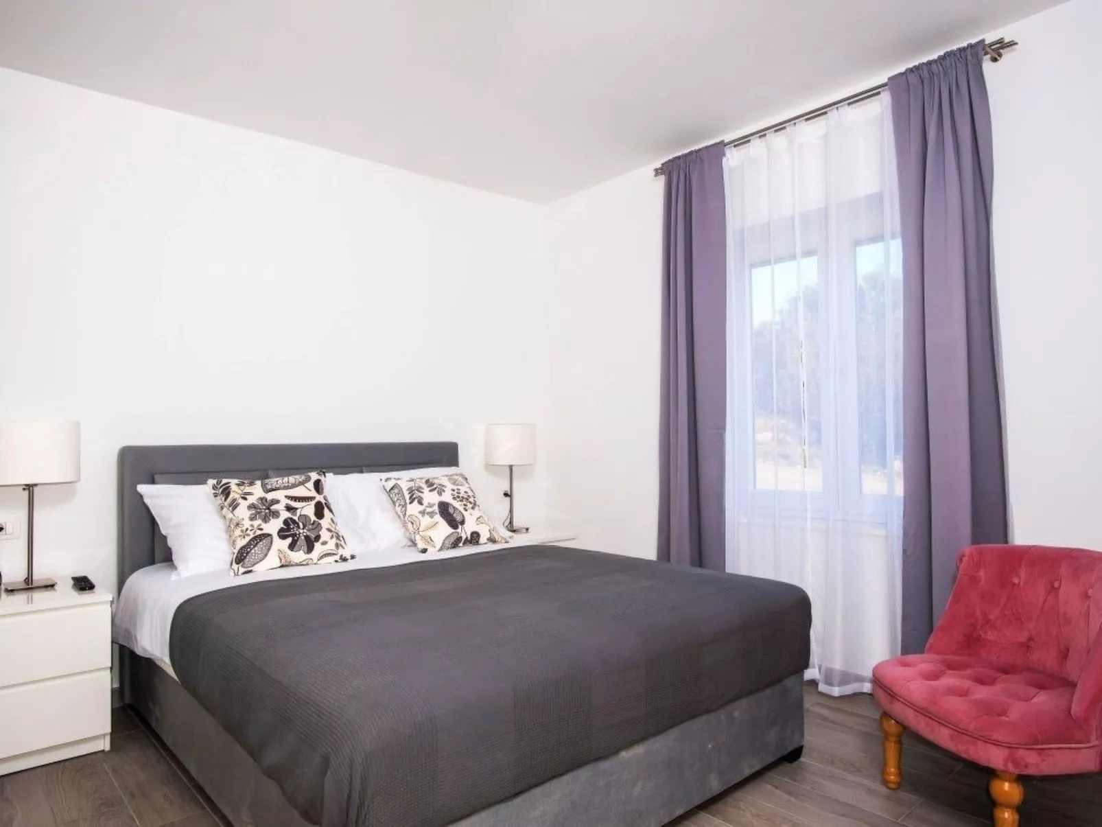 In Primošten mit privatem Pool-Image-tags.info