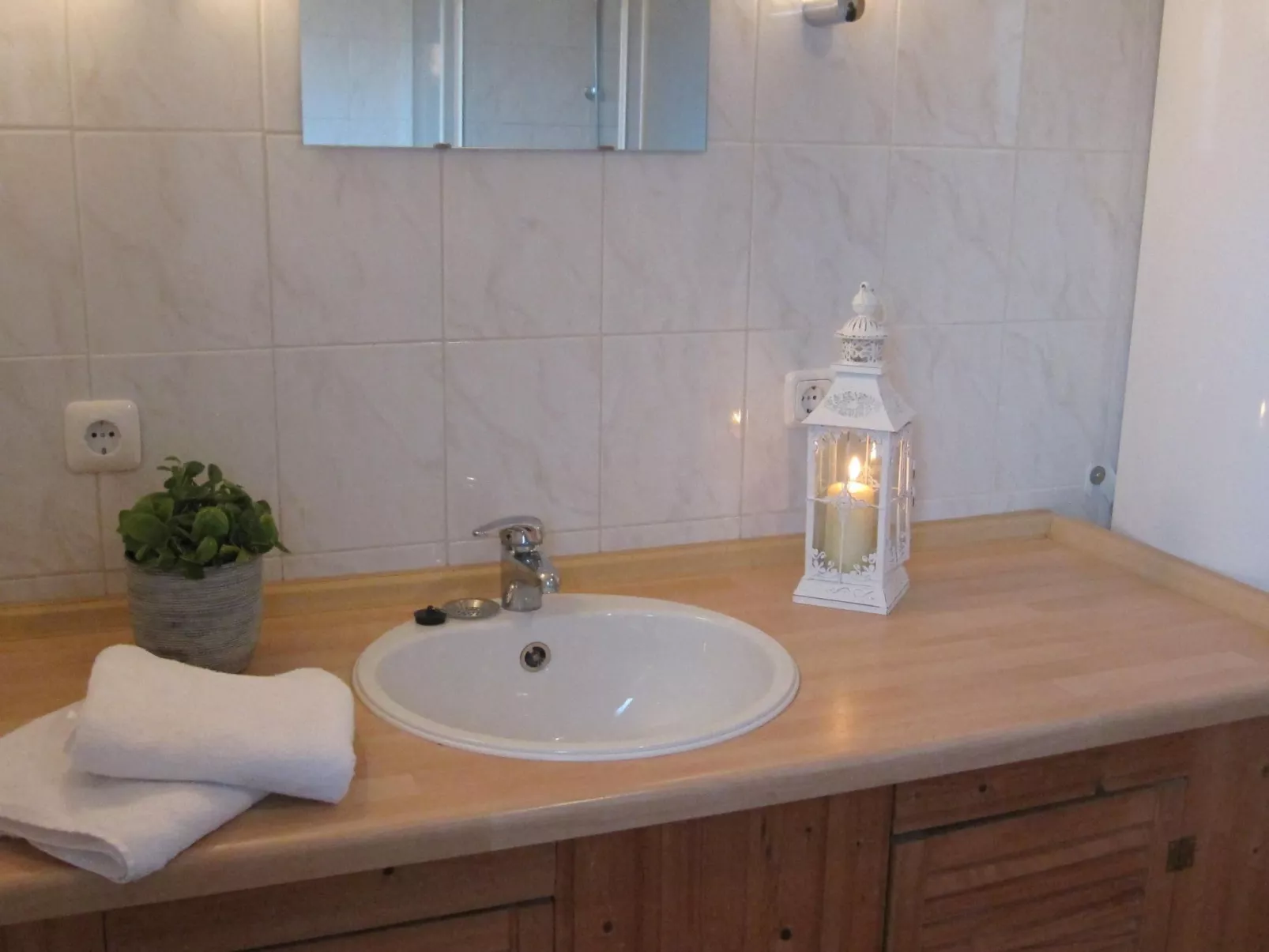 Großes Ferienhaus in Müggendorf mit Garten-Binnen