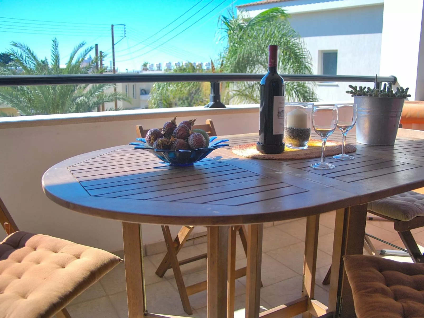 Für fünf Personen mit Balkon-Image-tags.info