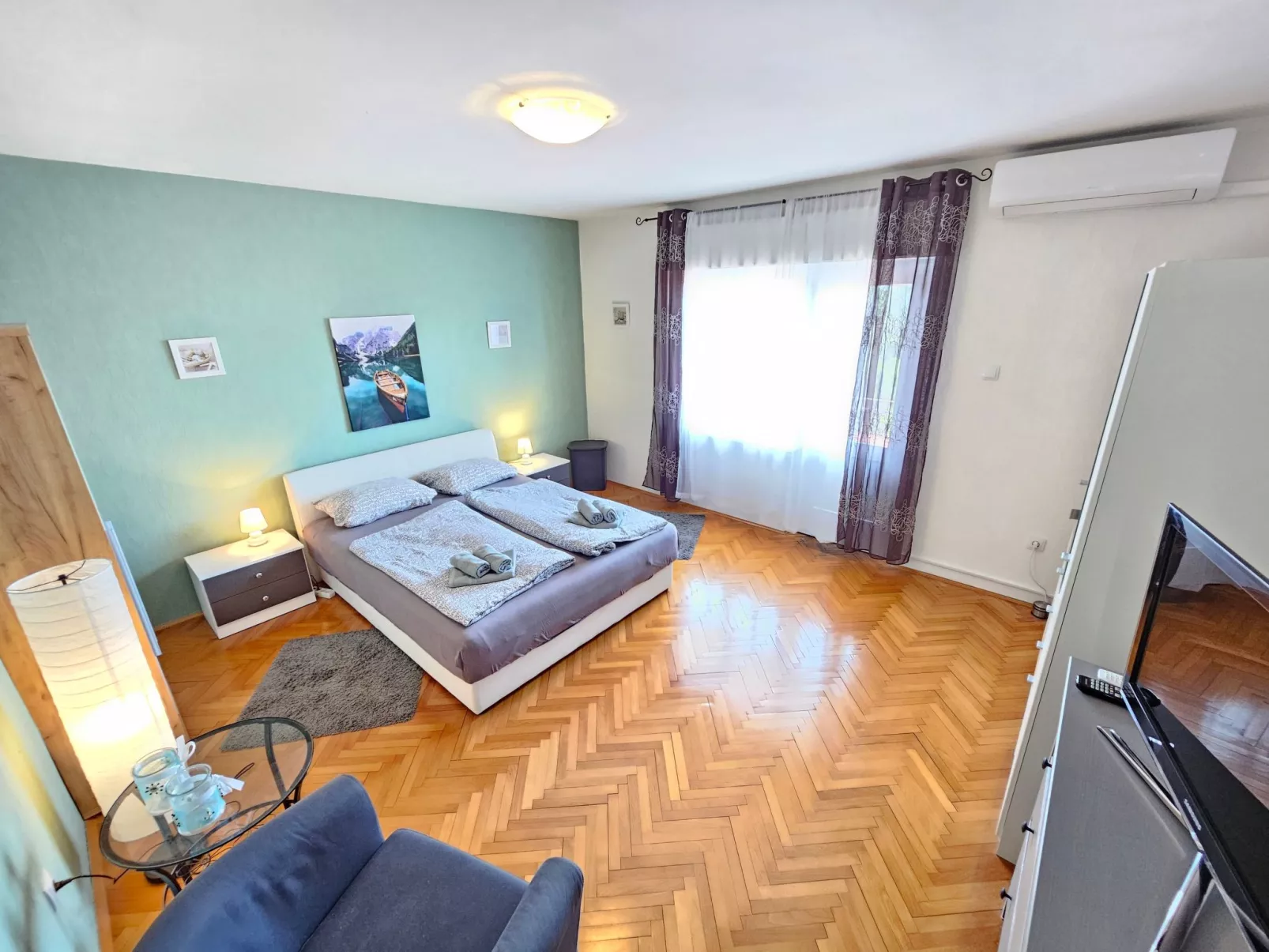 Wohnung für 4 Pers. mit Balkon, tolle Lage-Binnen