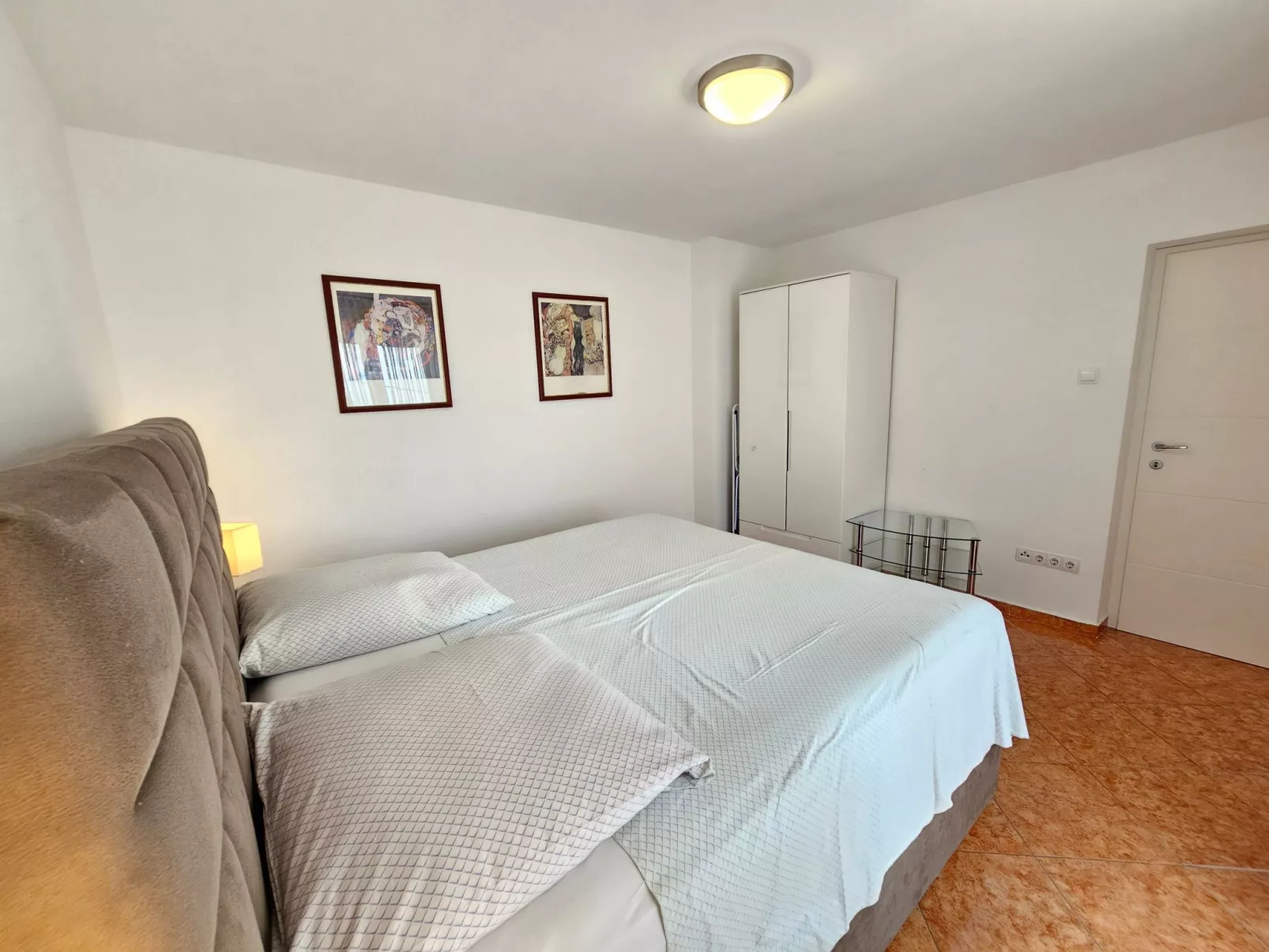 Wohnung für max. 5 Personen mit Terrasse-Binnen