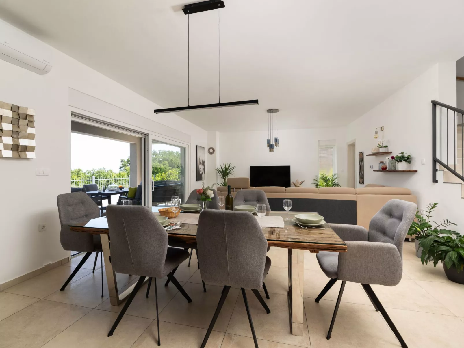 Vila Ema mit Meerblick - Binnen