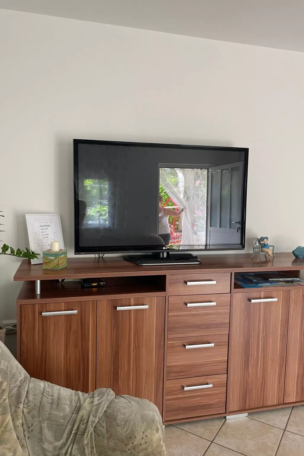 Wohnungen Nada in Sabunike - von TA Leut Agency-Binnen