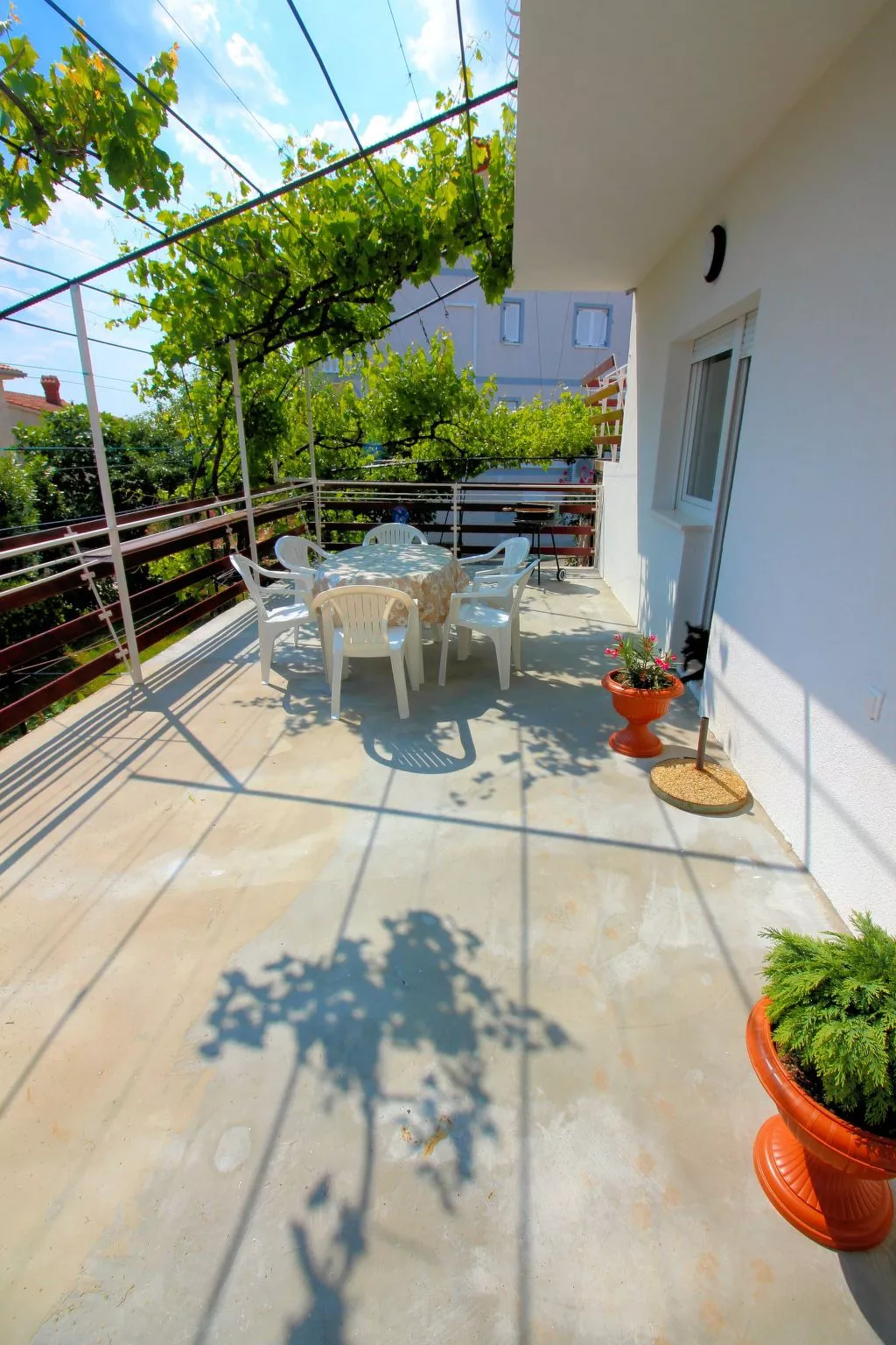 "Mihaljevic Tatjana"-Buiten