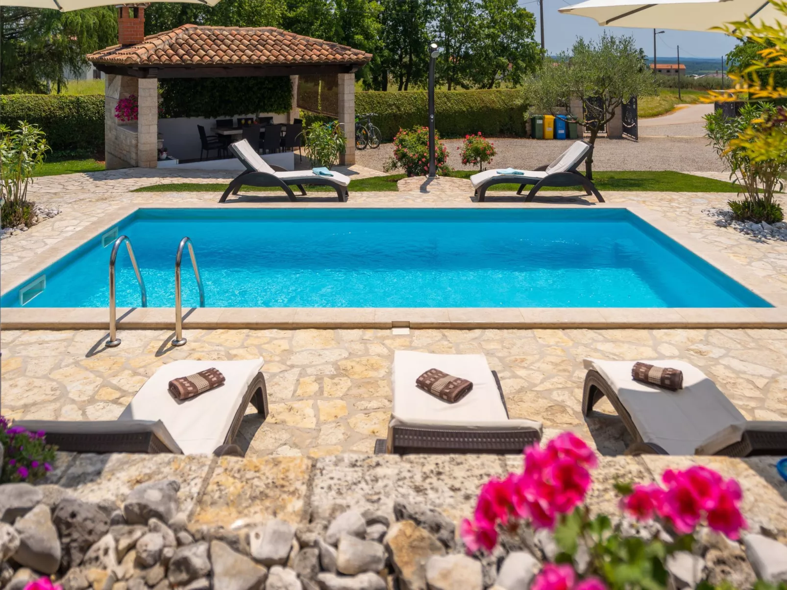 Landhaus Villa Casa Danijel mit Pool und Meerblick-Buiten
