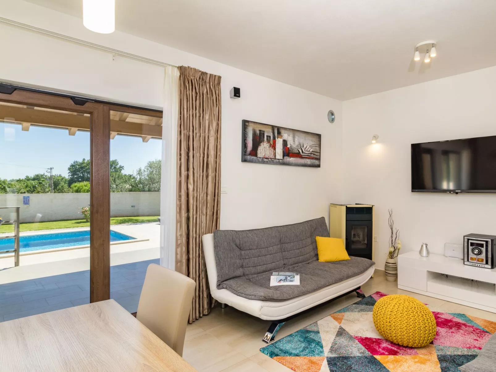 Beeindruckende Luxusvilla mit beheiztem Privatpool-Binnen