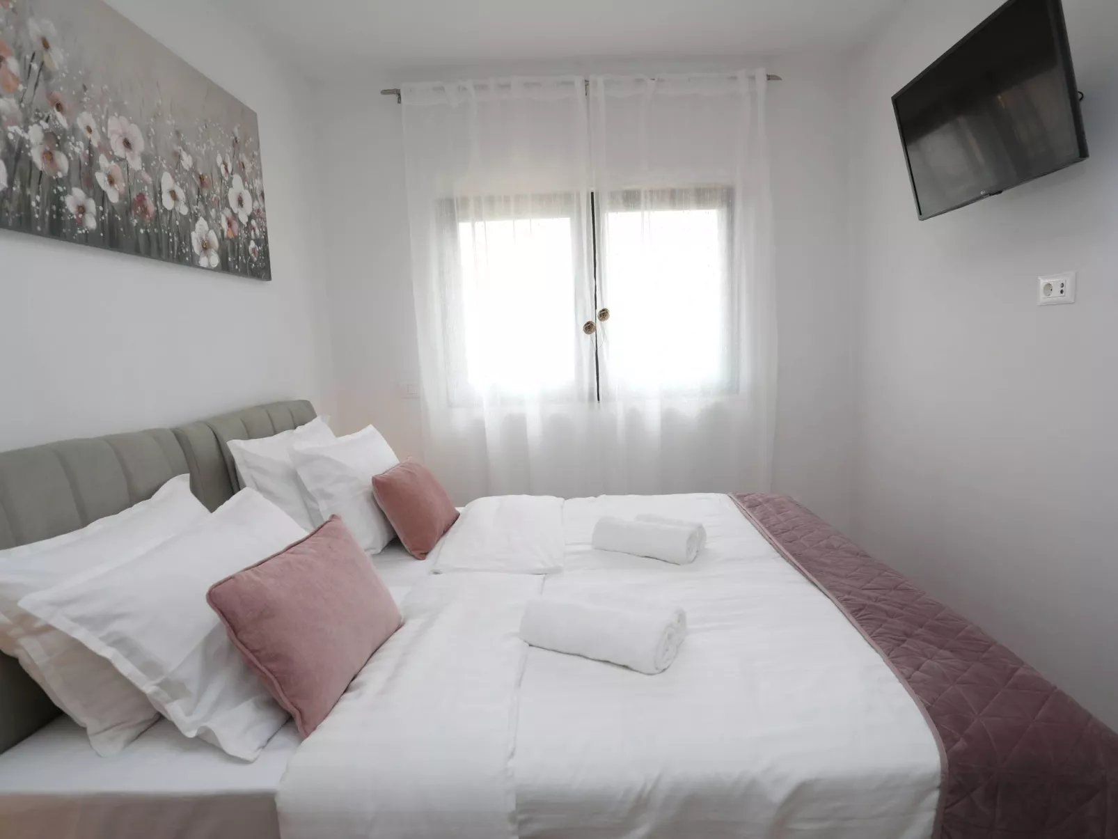 Luxus-Appartement mit Jacuzzi, Parkplatz und Garten-Image-tags.info