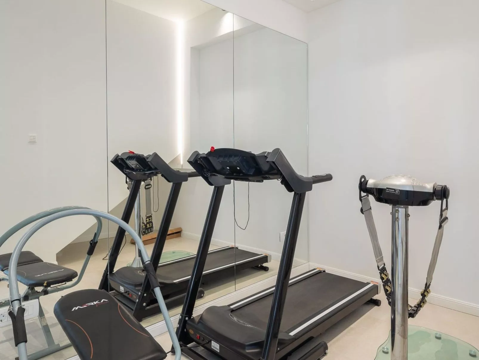 Villa Island Gem-Binnen