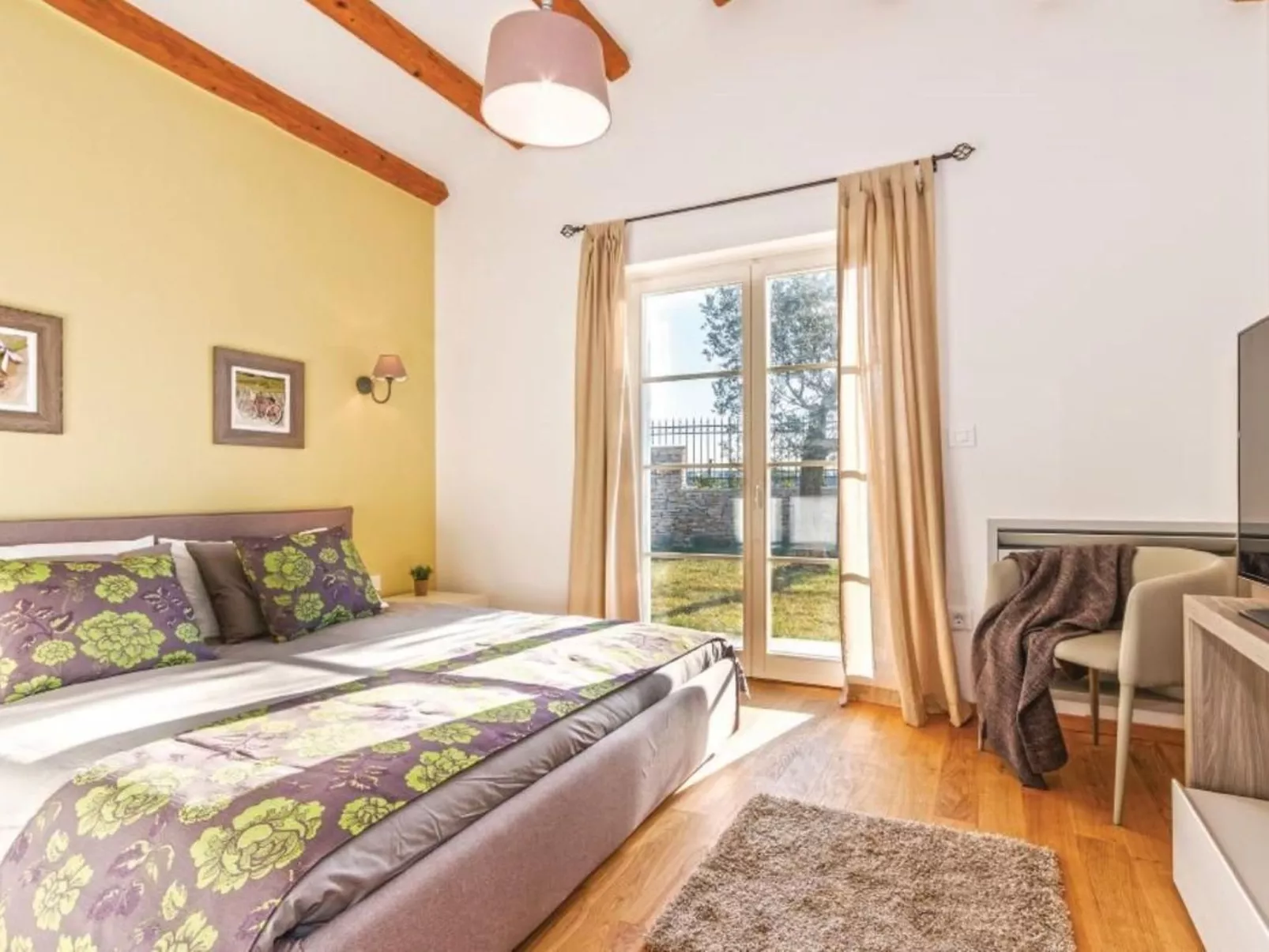 Villa "Magnolia" mit Schwimmbad, Sauna und Jacuzzi-Binnen