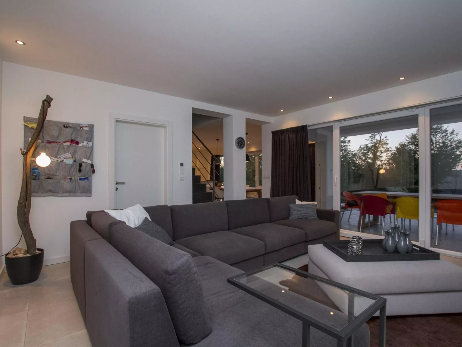 Villa mit Pool-Binnen