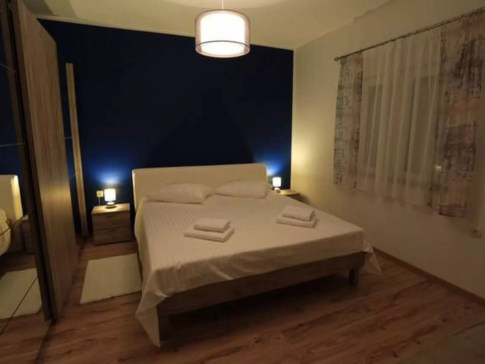 "Villa Franov" mit privatem Pool-Binnen