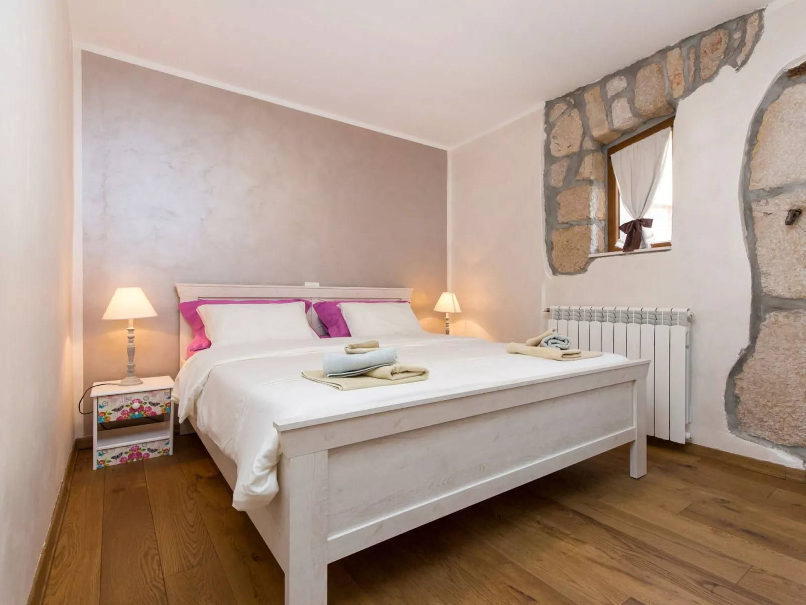 Geräumiges Ferienhaus in Brseč mit Privatem Pool-Binnen