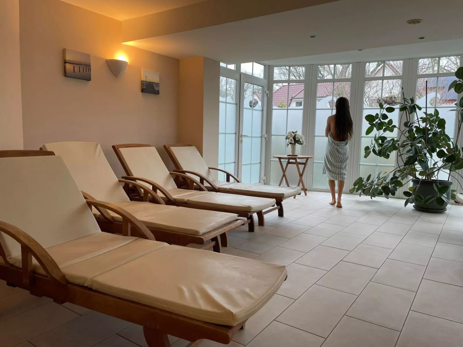 Helle Ferienwohnung mit Wellnesslandschaft-Binnen