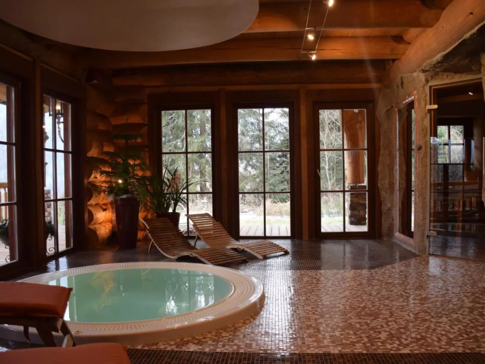 Einzigartiges Designer Log House "Chalet Caprea"-Binnen