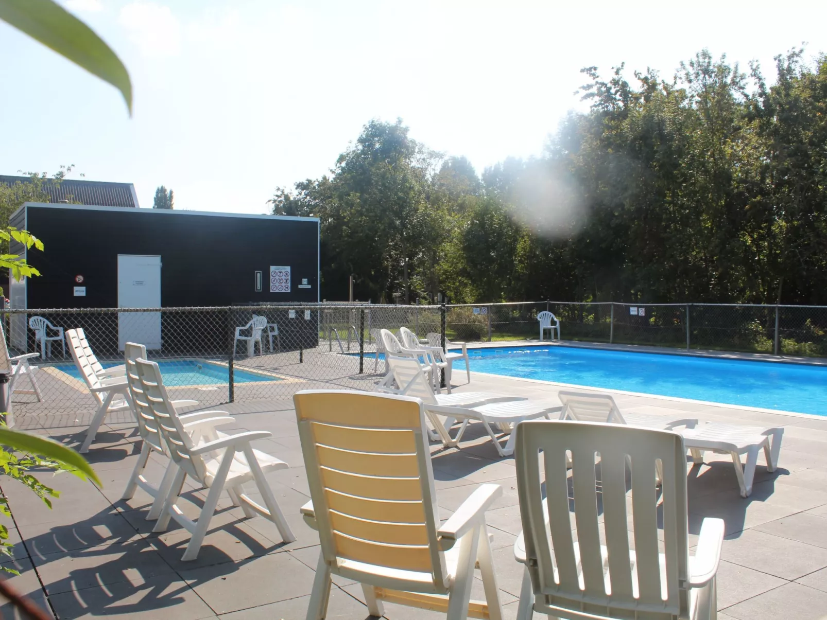 Luxus-Ferienhaus mit Sauna und Kamin-Buiten