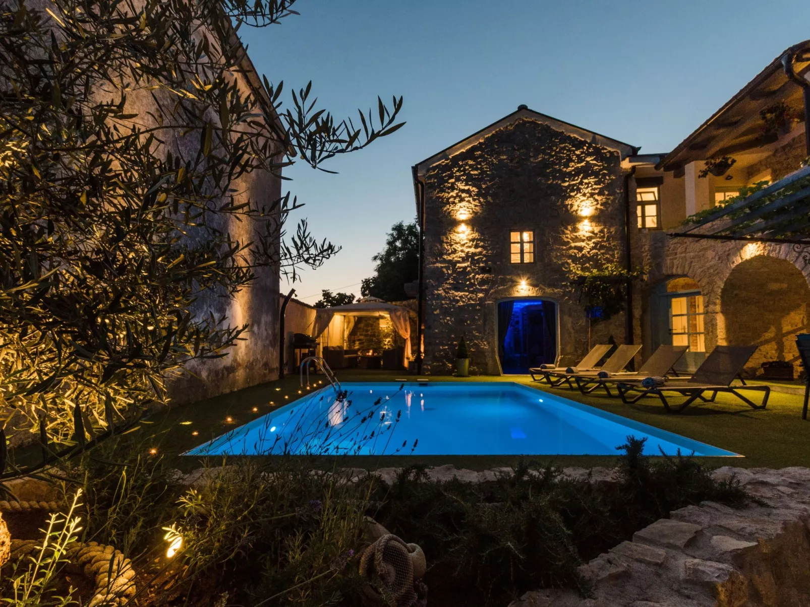 Ferienvilla "Ivka" mit Blick auf das Wasser