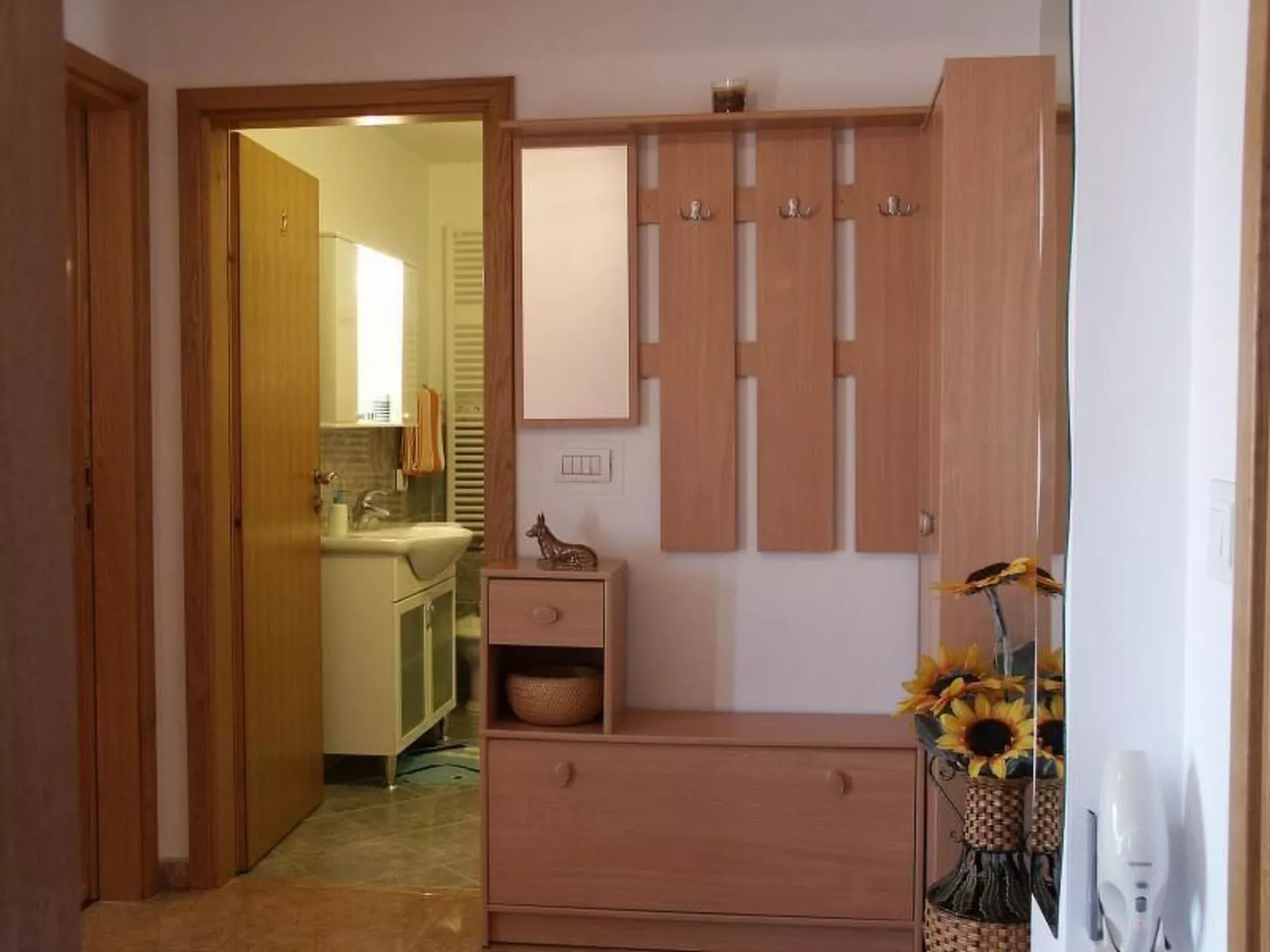 Mit Panoramablick in ruhiger Lage-Binnen