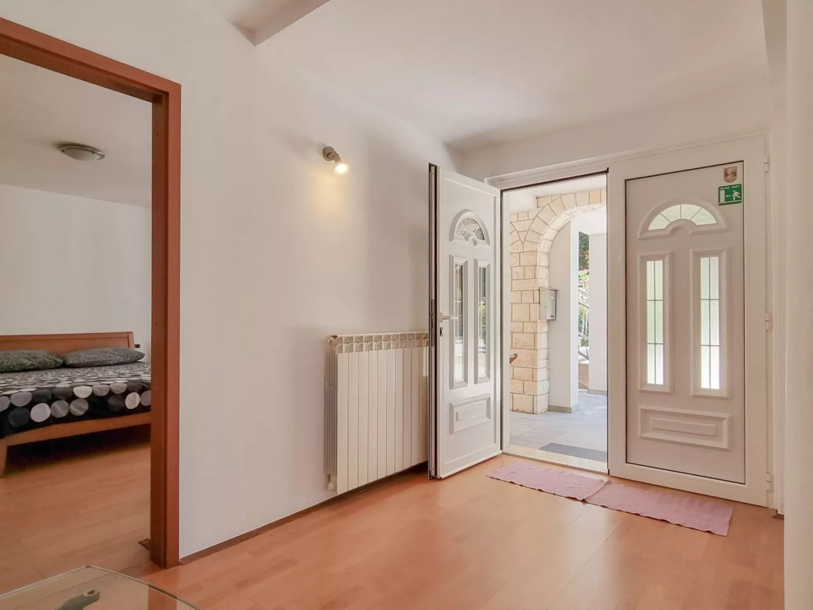 Für 4 Personen ca. 80 m&sup2; in Novigrad, Adriaküste Kroatien (Westküste von I-Binnen