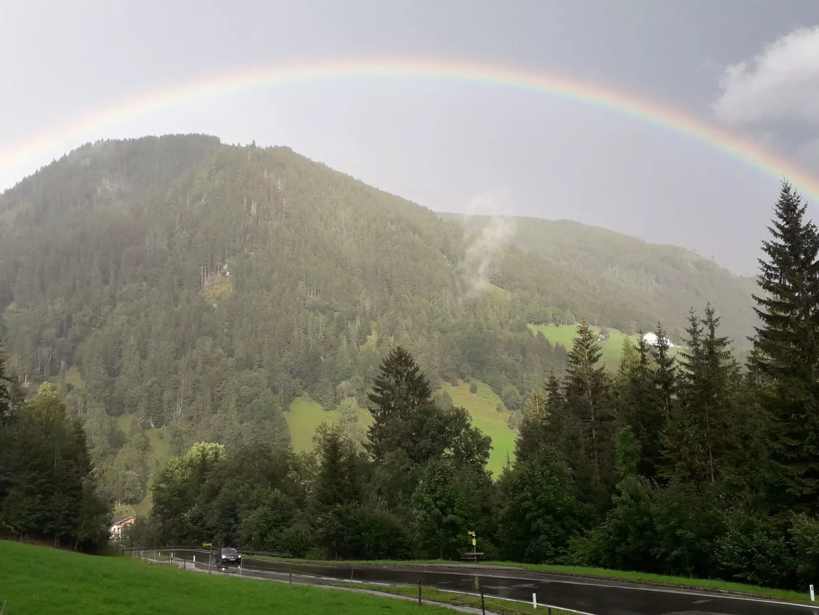 Mit Balkon und herrlichem Ausblick-Buiten