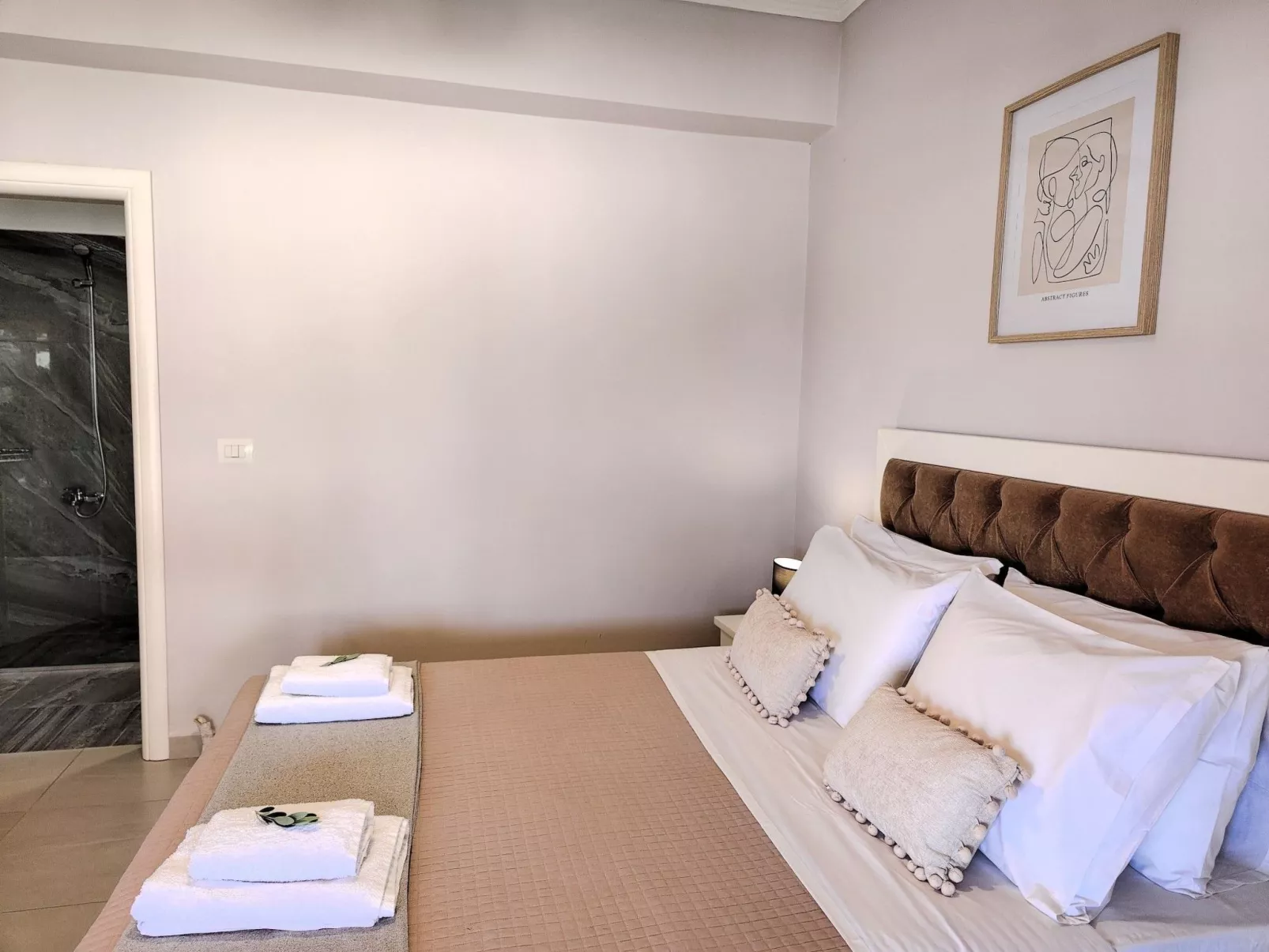 Entdecken Sie die ruhige Opulenz der Luxusvilla Levanda in Südalbanien - Binnen