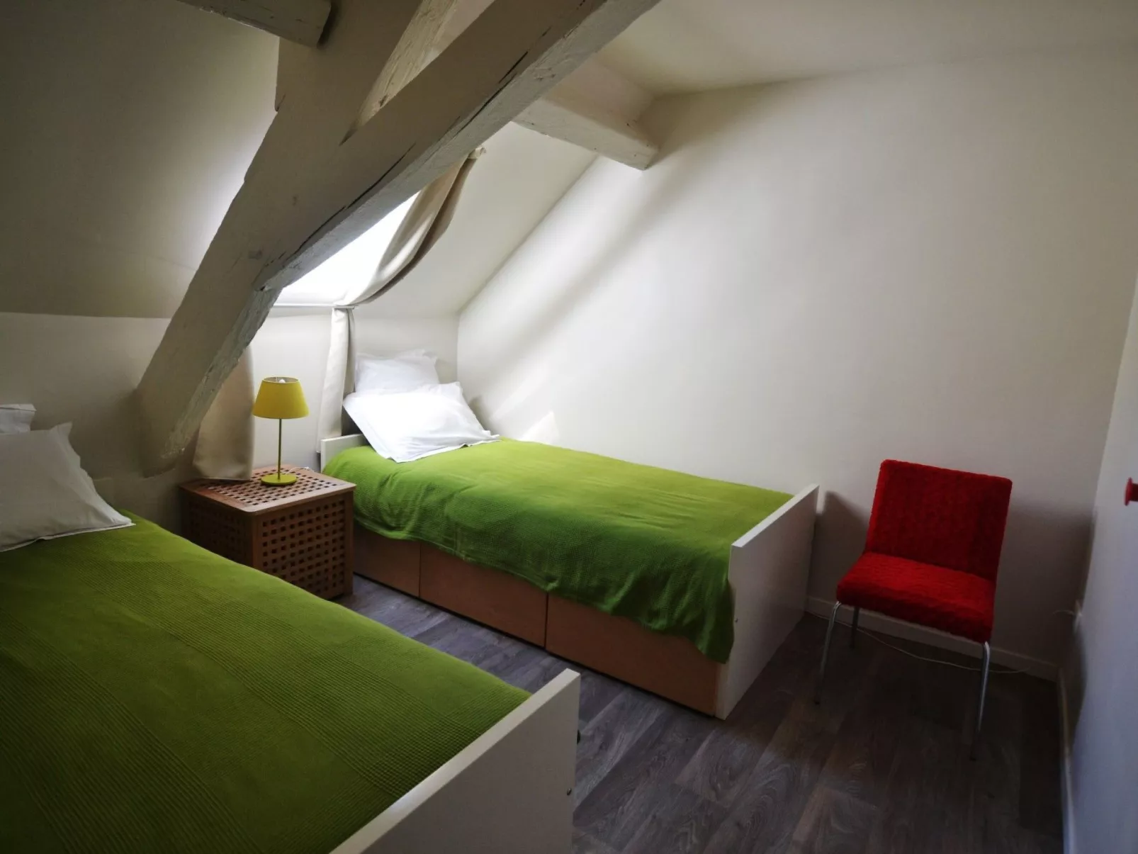 In Souillac mit Gemeinschaftspool-Binnen