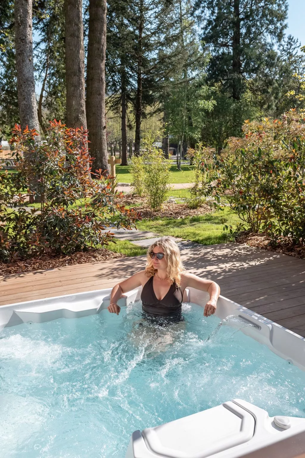 Ecolodge 4 pers mit Spa-Buiten