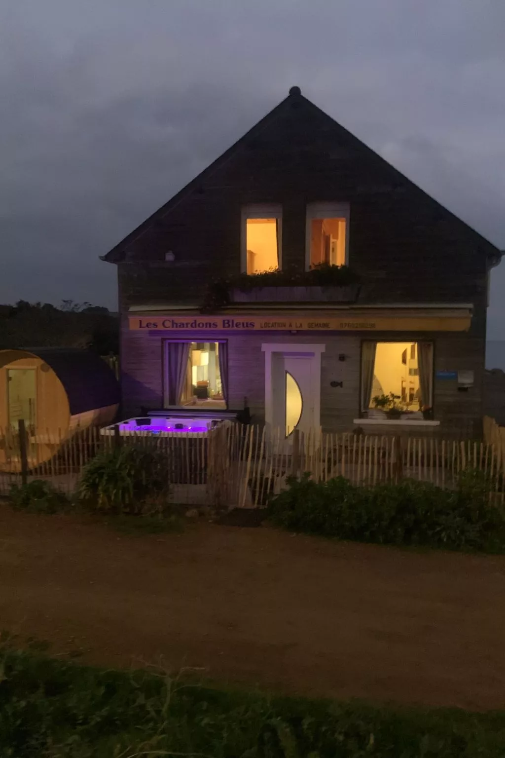 Les Chardons Bleus Sauna Jacuzzi Meerblick