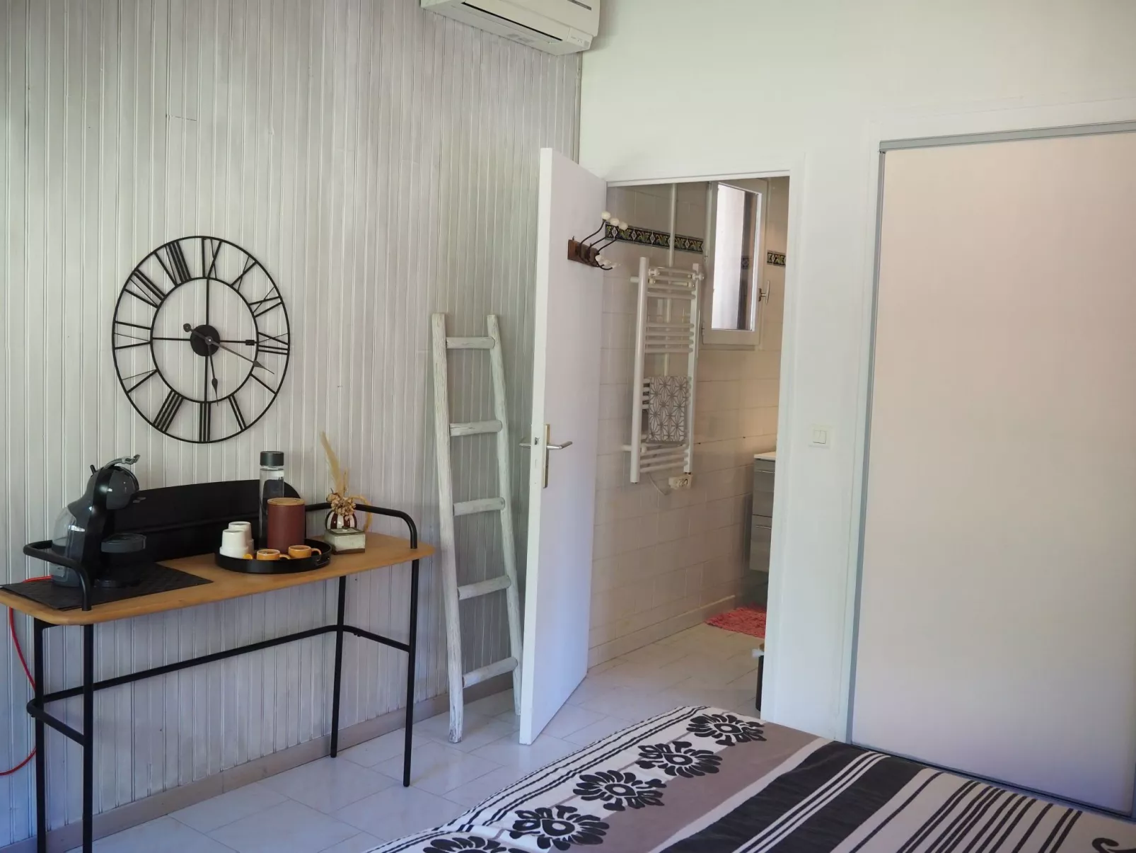 Provenzalisches Haus mit Pool und Garten-Binnen