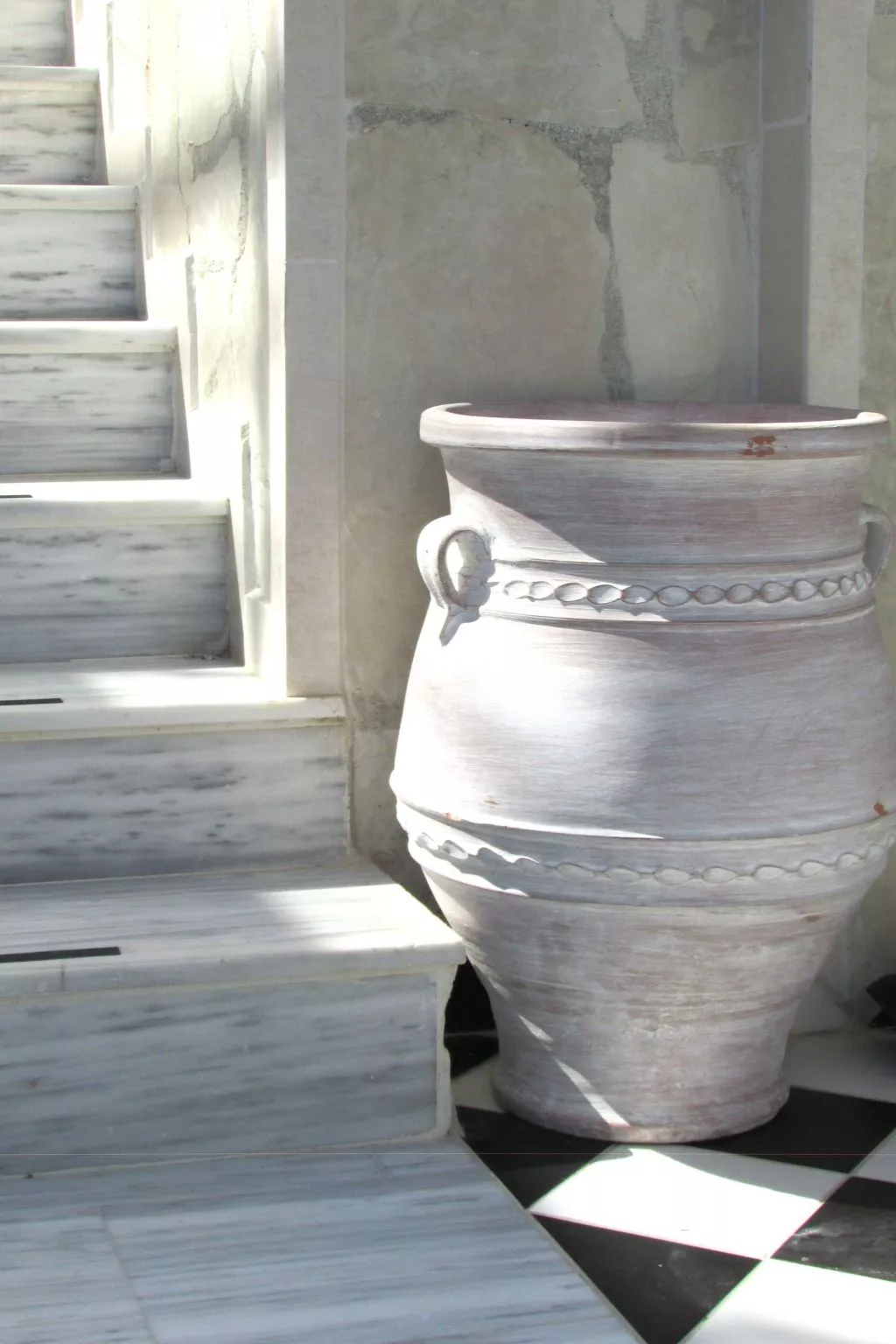 Castellino-Studios-Buiten