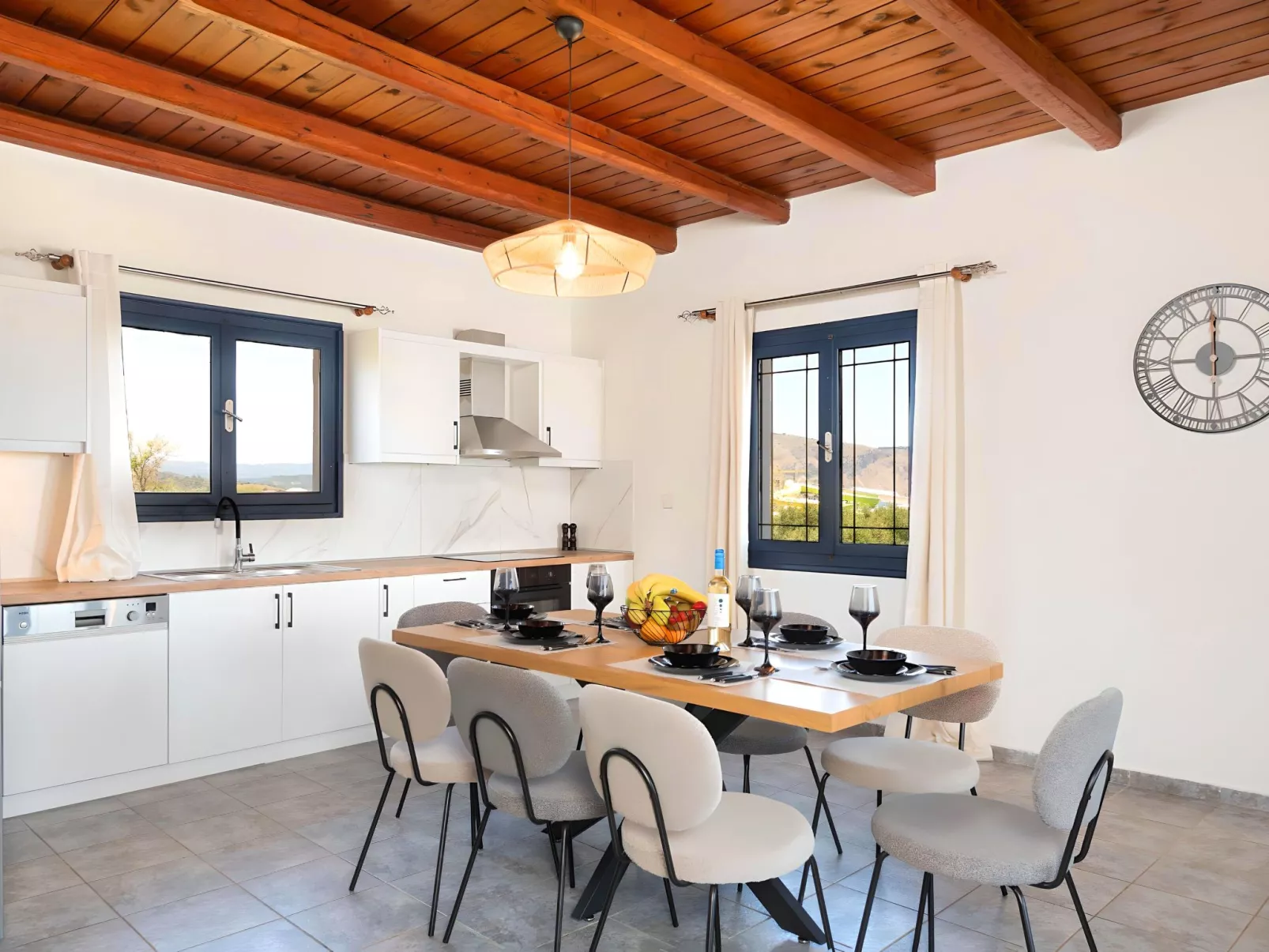 Grey Grand Villa Privater Pool-Binnen