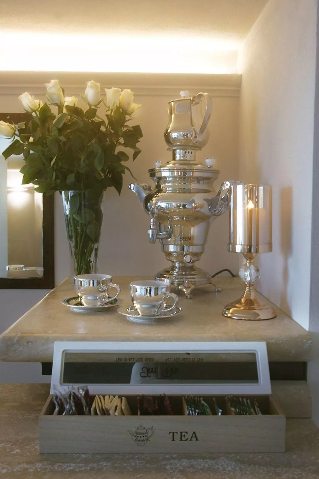 Villa mit Infinity-Pool-Binnen