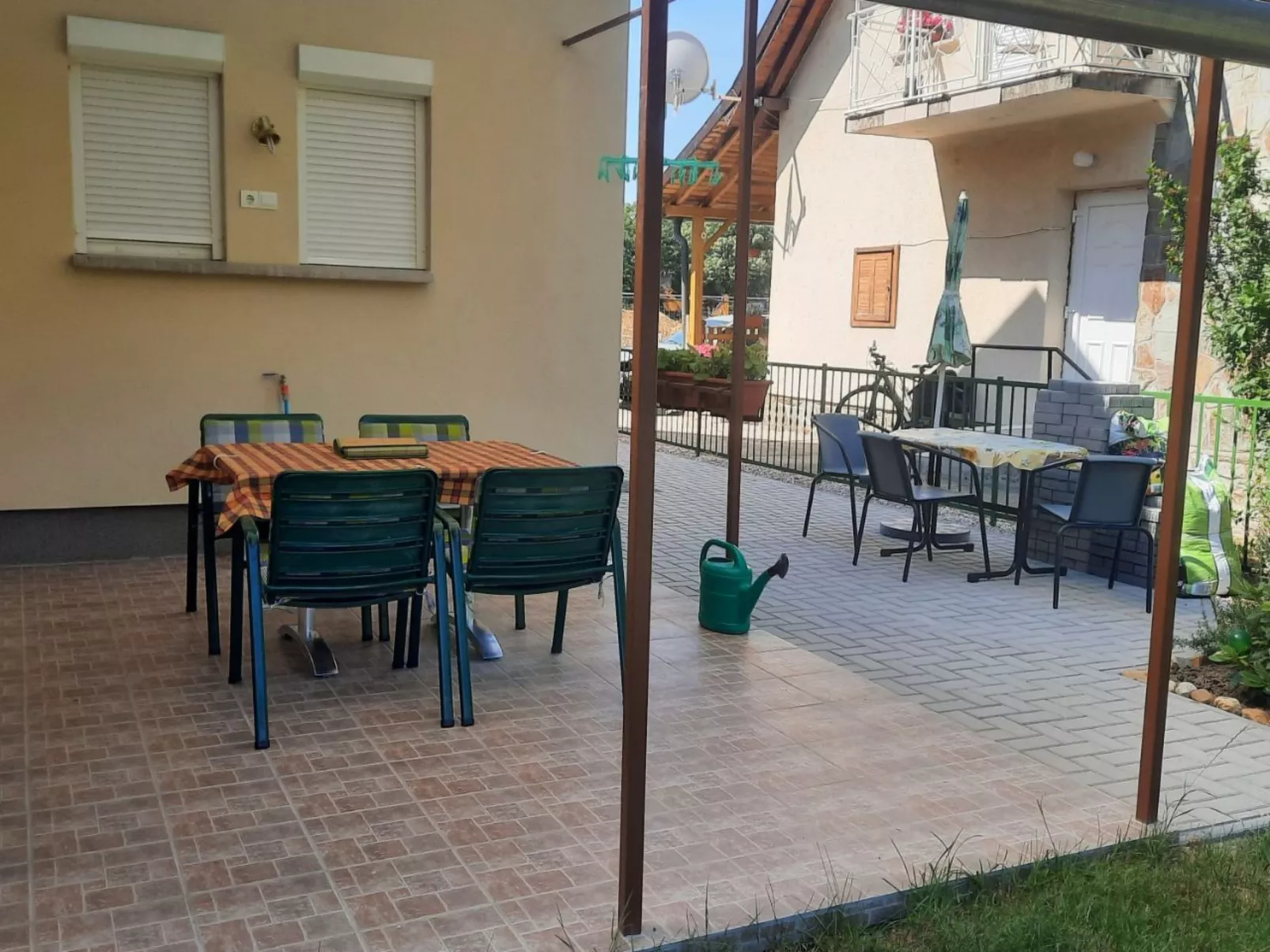 Klimatisiertes Ferienhaus in Bükfürdö mit Garten-Buiten