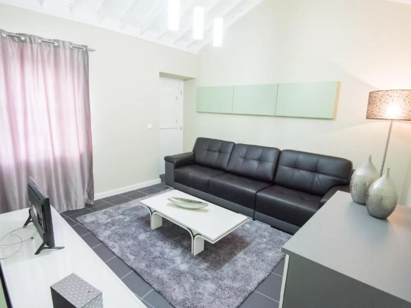 Abraham Sky Haus 1-Binnen