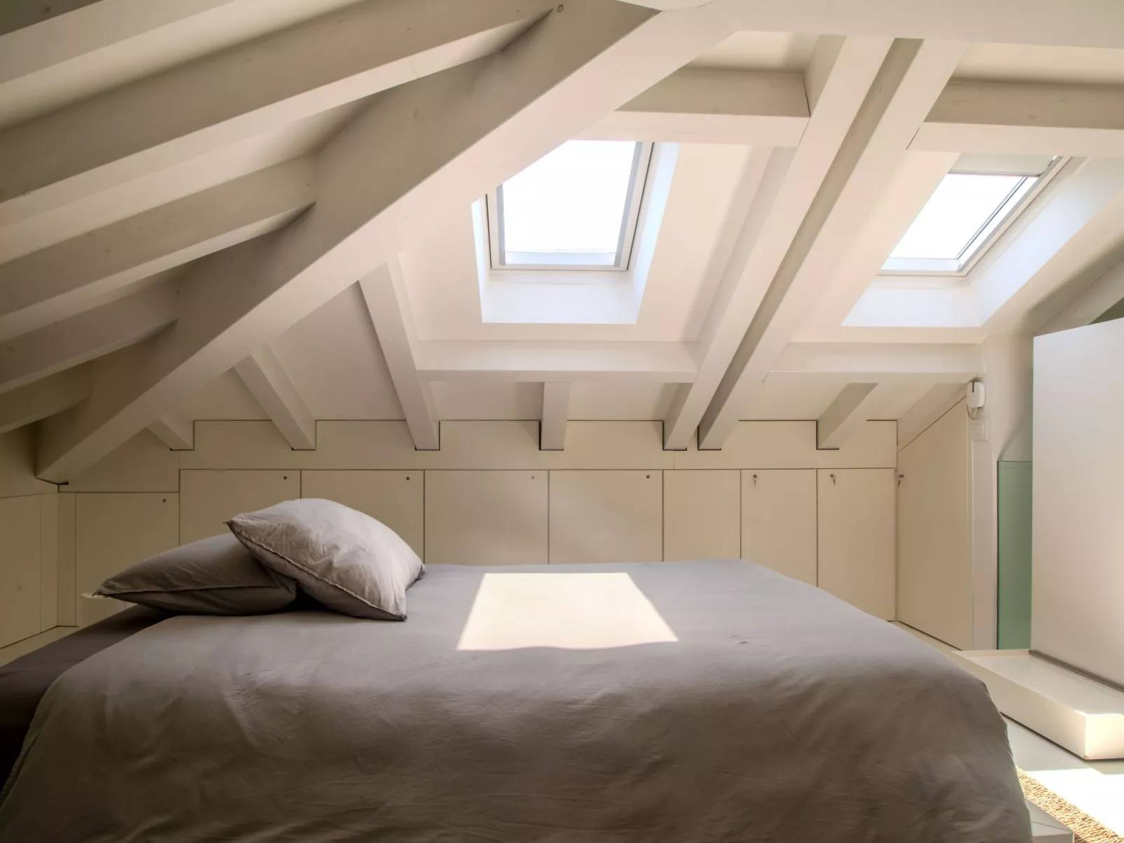 Elegante Villa am Strand, Jacuzzi und Garten-Binnen