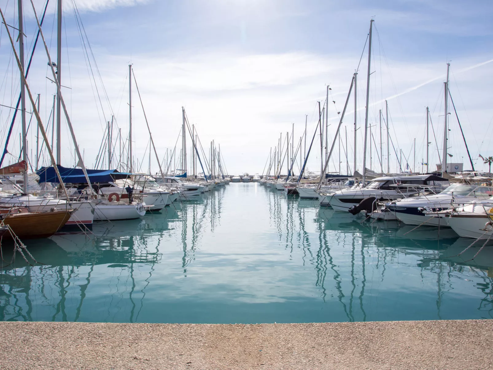 Wohnung "Les roses" auf einem eingemauerten Grundstück-Omgeving