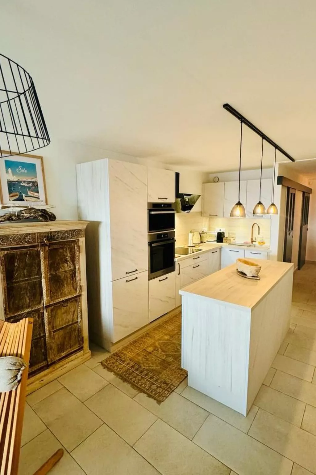 Wunderschöne renovierte Wohnung mit vollem Meerblick-Binnen