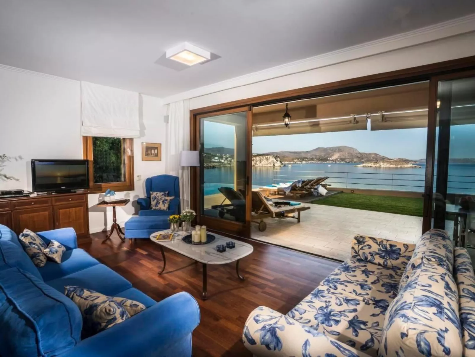 Anemos Villa Ferienhaus Aussicht Gemütlicher beheizter Pool-Image-tags.info