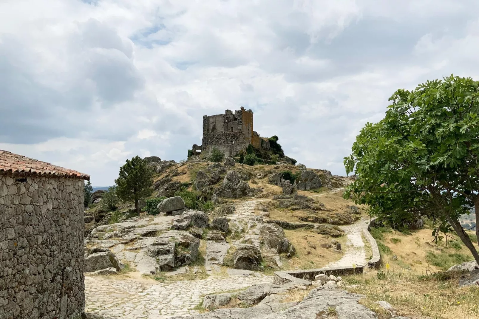 Casa de Pueblo "Rodrigo" Sierra de Gata Cáceres-Gebieden zomer 5km