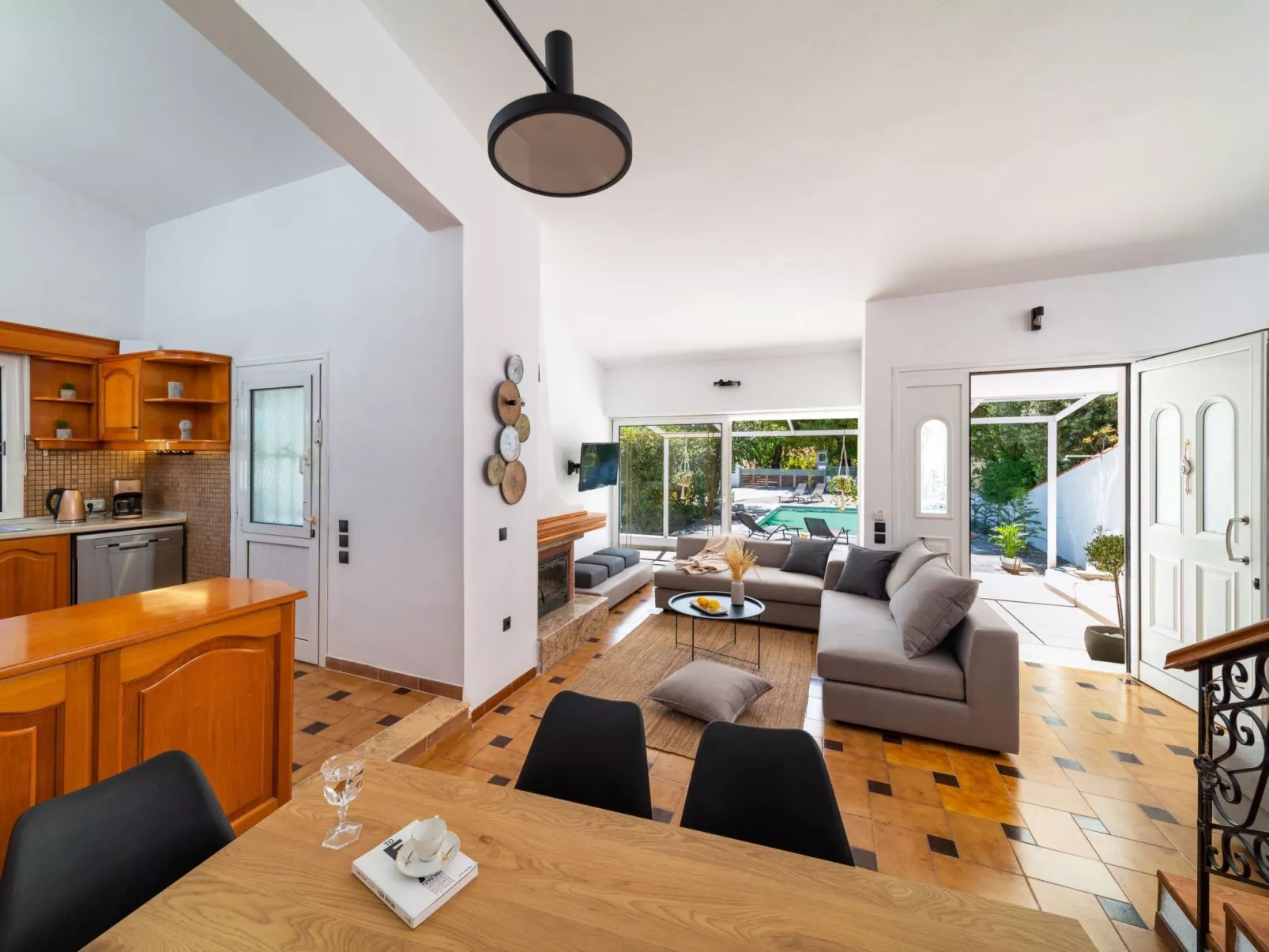 Ixian Bliss Pool Villa-Binnen