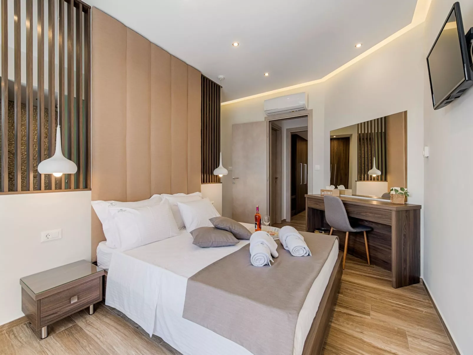 Nastazia Luxury Beach House-Image-tags.info